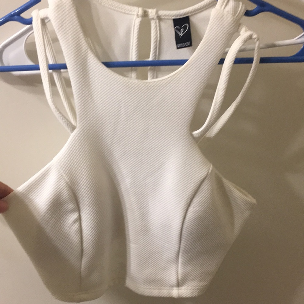 Cropped tee